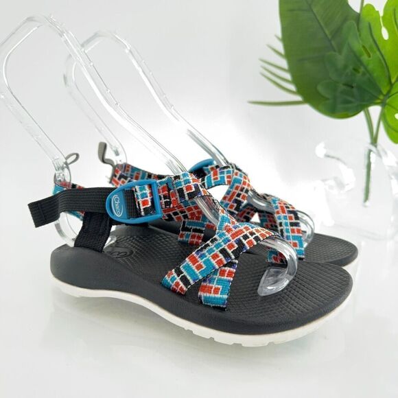 Chaco Girls Z1 Sandal Size 2 Red Blue Adjustable Strap Outdoor Active Sport Shoe - Picture 1 of 16